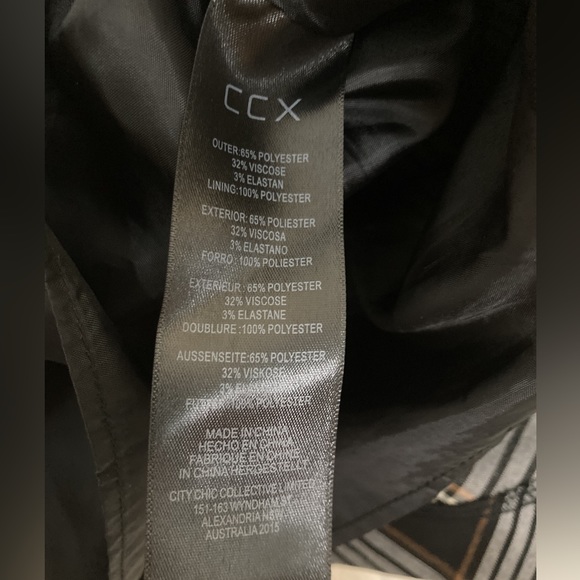 CCX (Avenue) Size 14 Black Plaid Mini Skirt - Picture 4 of 5